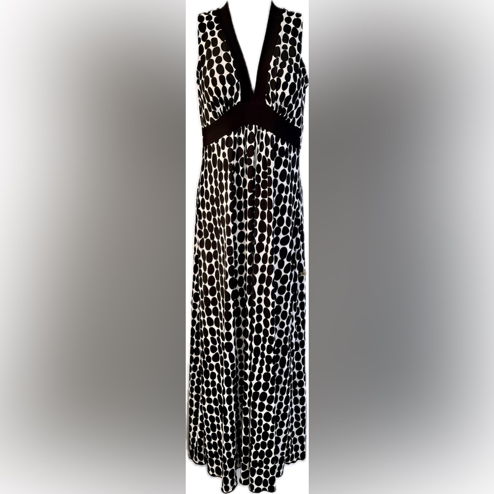 Enfocus Studio Black and White Geometric Dots Maxi Dress